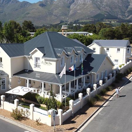 Le Petit Paris Hotel Franschhoek Exterior foto